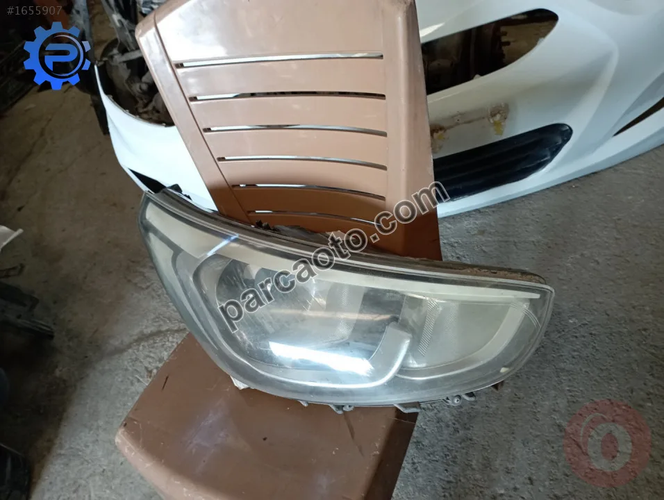 HYUNDAİ ACCENT BLUE SAĞ ÖN FAR HYUNDAİ ACCENT BLUE SAĞ ÖN FAR