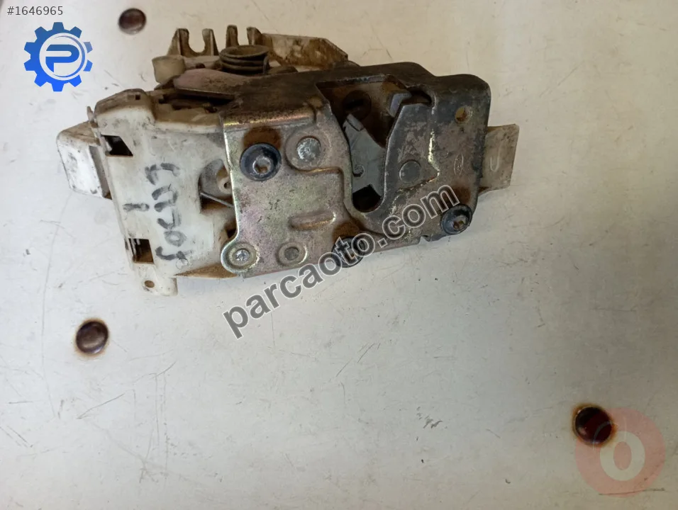 Ford focus 1.sol ön kapı kilidi.bm5a-21813 bh
