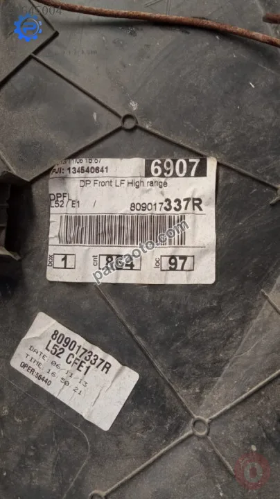 Dacia sandero sağ arka kapı döşemesi..829a02084r
