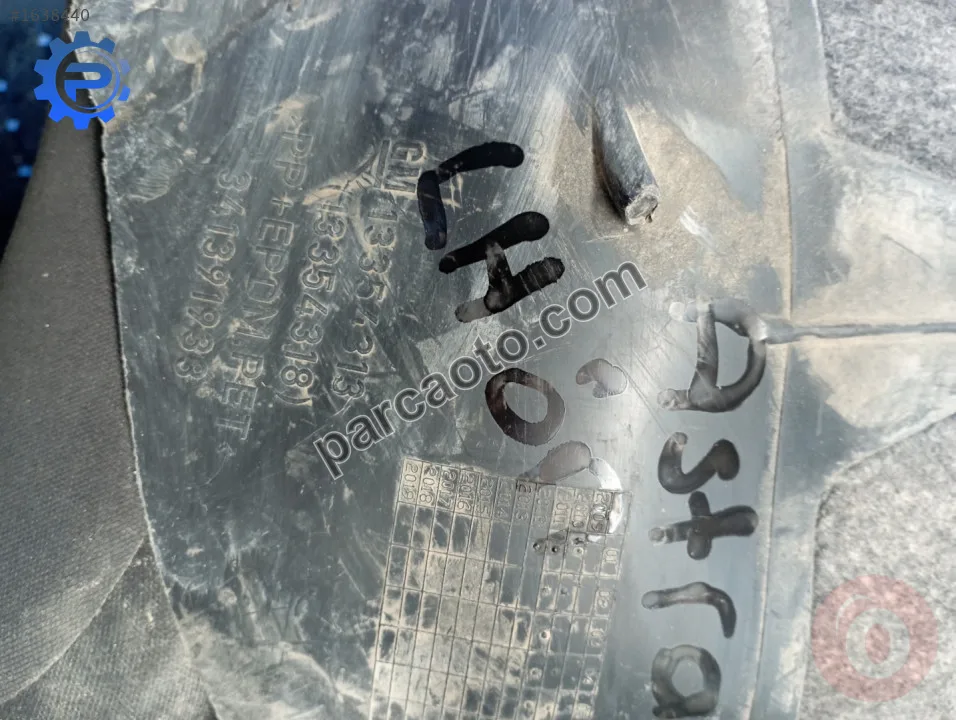 Opel astra j sol ön tekerlek davlumbazı
