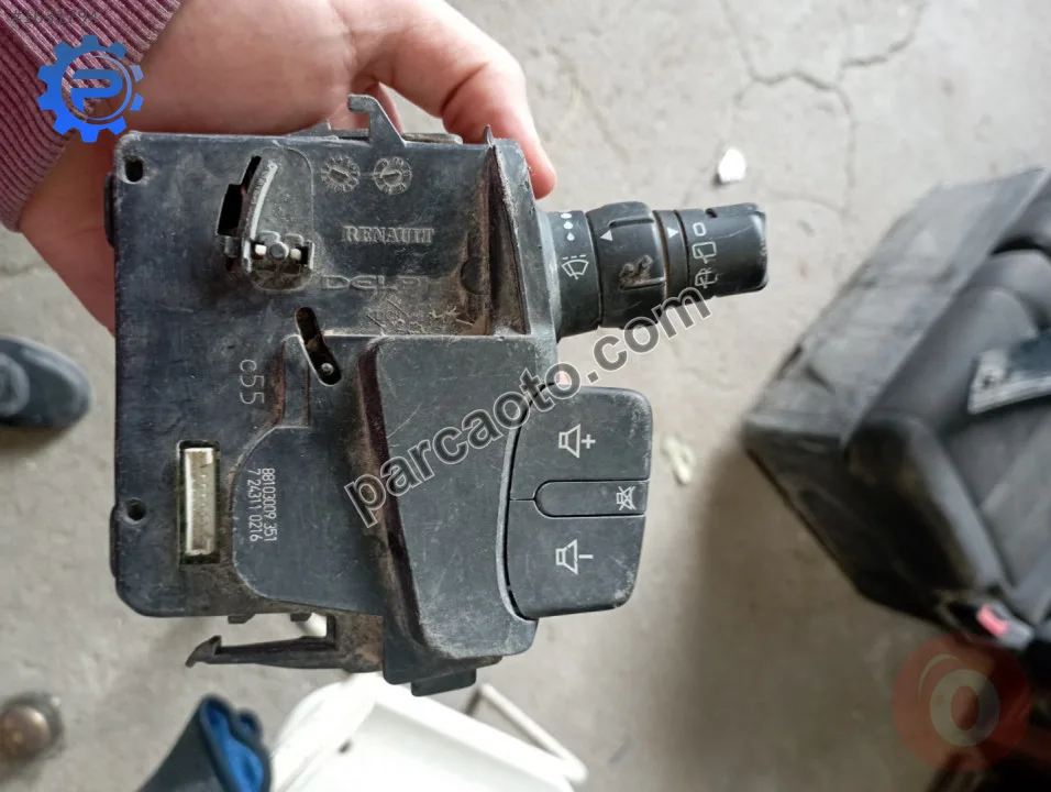 Renault clio 3 sinyal kolu