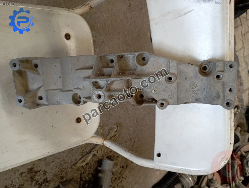 FORD TRANSİT ZİNCİR GERGİ TUTUCULU..YC1F-10KO19-BA FORD TRANSİT ZİNCİR GERGİ TUTUCULU..YC1F-10KO19-BA