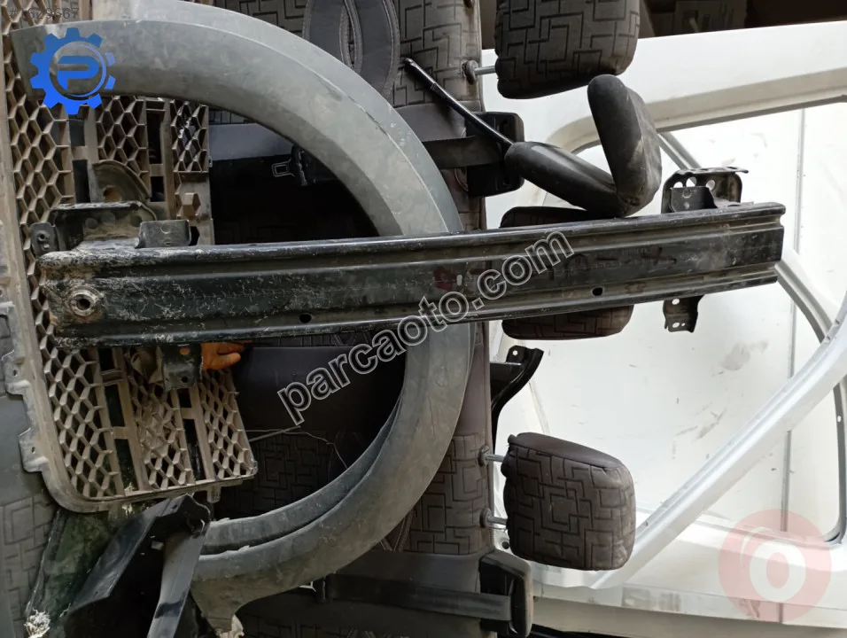 Ford fiesta ön tampon demiri..ka 106652000102