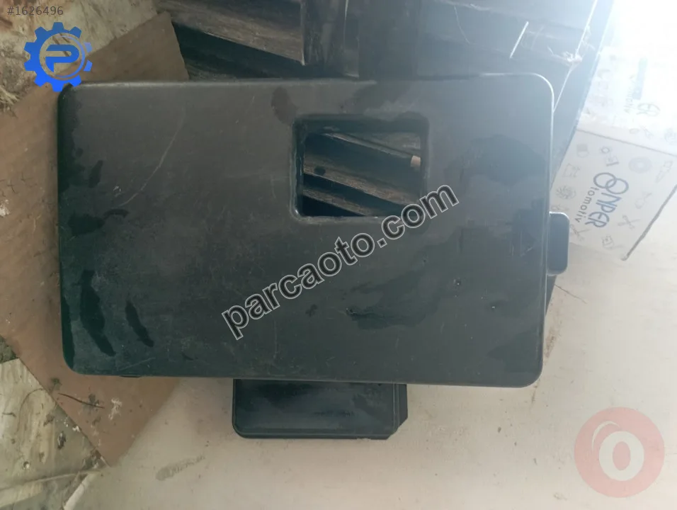 Ford focus akü kapağı.98ab-10a659 bg