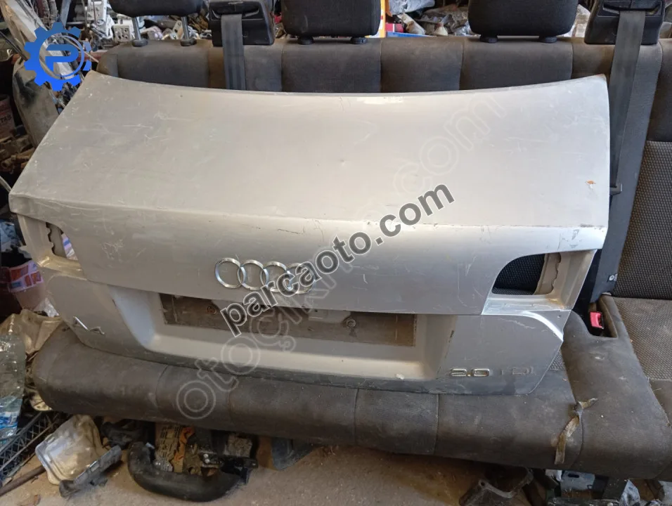 Audi a 4 arka bagaj