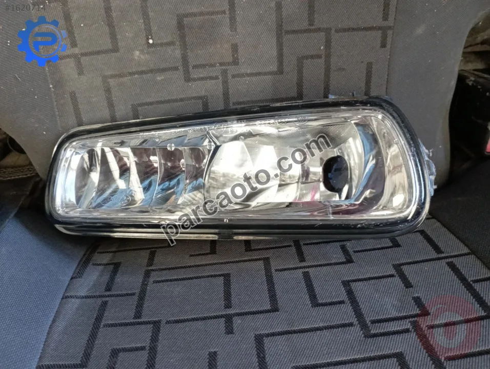 Ford focus 3.sis farı sağ.90041467