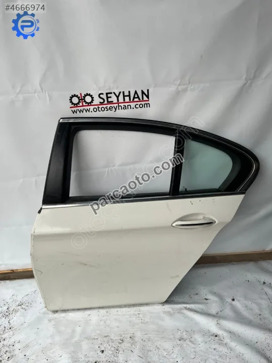 BMW F10 5 Serisi sol arka kapı 22