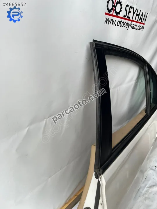 BMW F30 3 Serisi sol arka kapı 20 cam çerçeve fitili