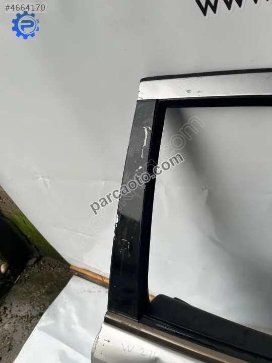 Mercedes E 2002-2009 W211 sol arka kapı 13 dış direk kaplaması