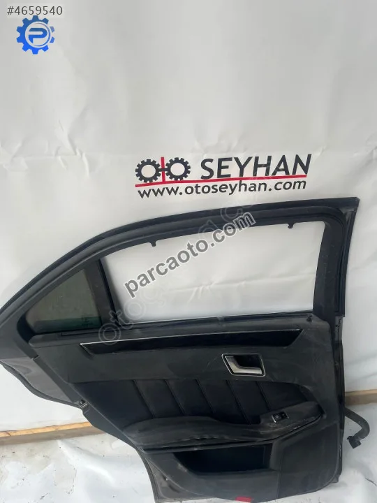 Mercedes E250 2009-2016 W212 sol arka kapı 7 üstü toz lastiği