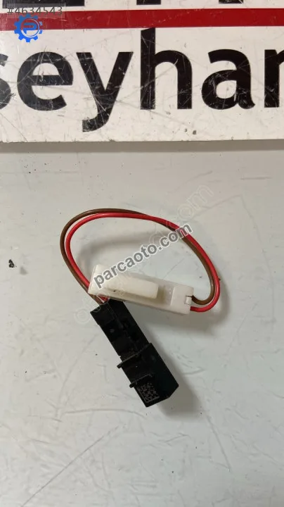 8D0972643 skoda scala 2020 kapı iç açma lambası