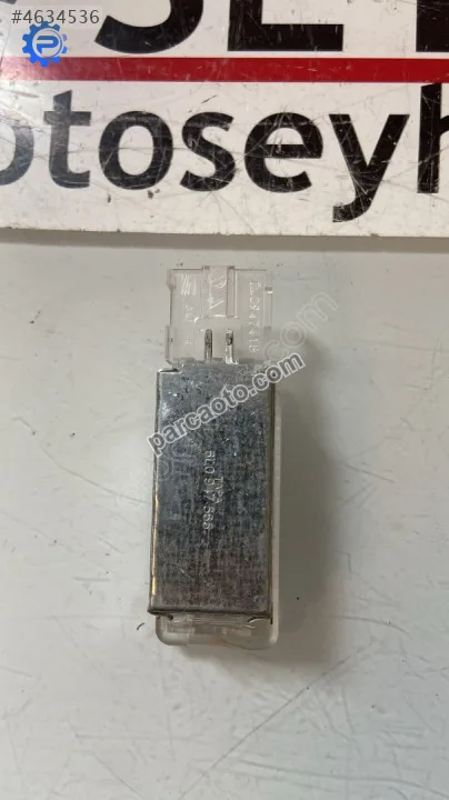 6L0947565 volkswagen t-cross torpido iç aydınlatma lambası