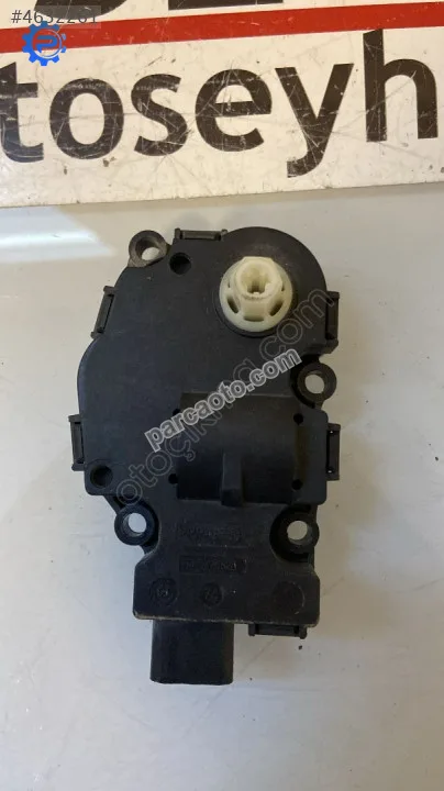 K9749007 412650750 Audi A4 2015 kalorifer ayar motoru