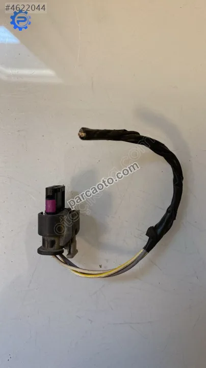 4F0973703 Seat Leon 2016 park sensörü tesisatı soketi