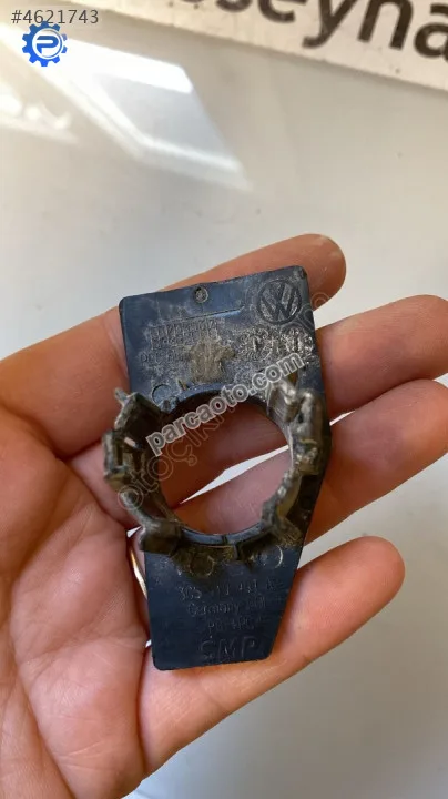 3G5919491A Volkswagen Passat B8 park sensörü tutucu braketi