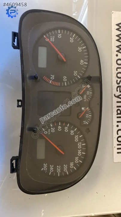 1J0920826A volkswagen bora 2004 kilometre saati