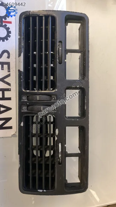 1J0819728E vw bora 2004 göğüs orta havalandırma ızgarası