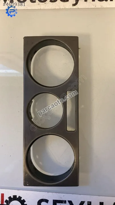 1J0819157B volkswagen bora 2004 klima kontrol paneli çerçevesi