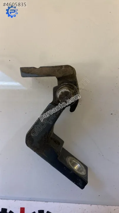 Volkswagen Bora Kapı Menteşesi - Adana Seyhan