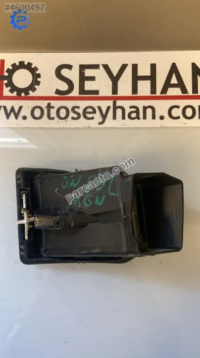 A1007009 Renault megane 2 ön sol havalandırma ızgarası
