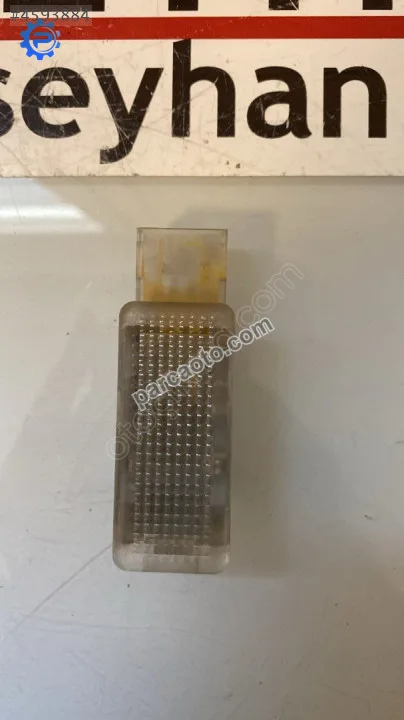 6L0347565 Jetta passat octavia torpido içi aydınlatma lambası