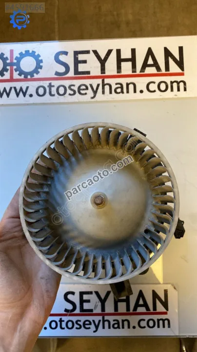 X6552005 5Q0972772 Audi A4 2014 kalorifer fan motoru