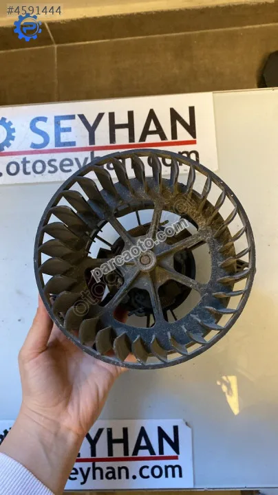 1736005401 Ford Fiesta 2004 1.4 dizel kalorifer fan motoru