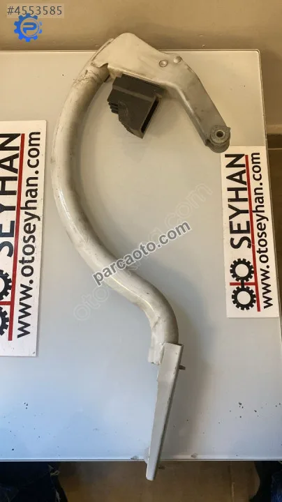 Peugeot 508 2011 sağ bagaj kapağı menteşesi