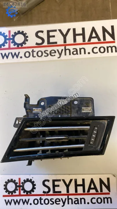 3G1819701D Volkswagen Passat B8 B8.5 sol havalandırma ızgarası