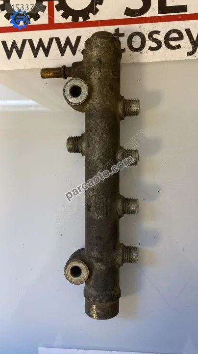 0445214028 9641509480 Peugeot 206 1.4 hdi enjektör rail borusu
