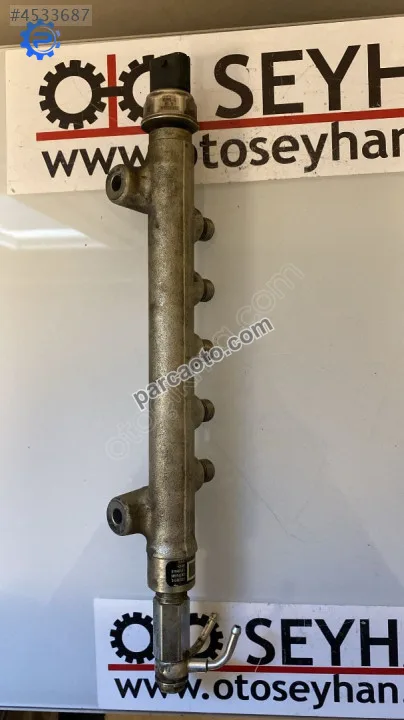 55570022 45pp3-5 Opel Astra J 1.6 Dizel motor enjektör rail boru