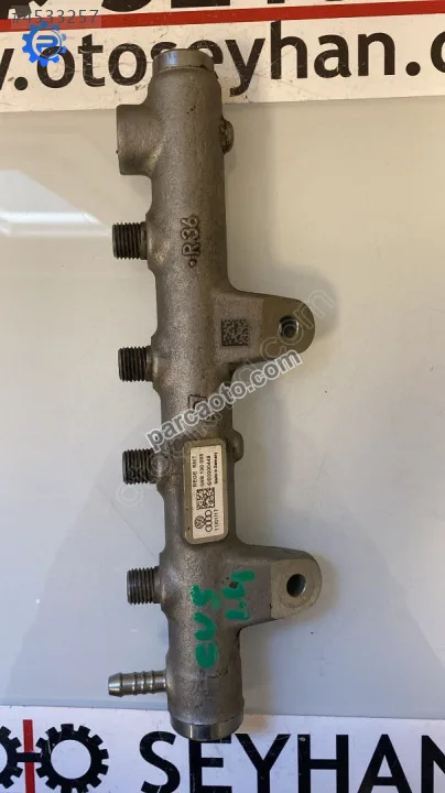 04B130093 Vw Polo 2014 1.4 tdi CUS motor enjektör rail borusu