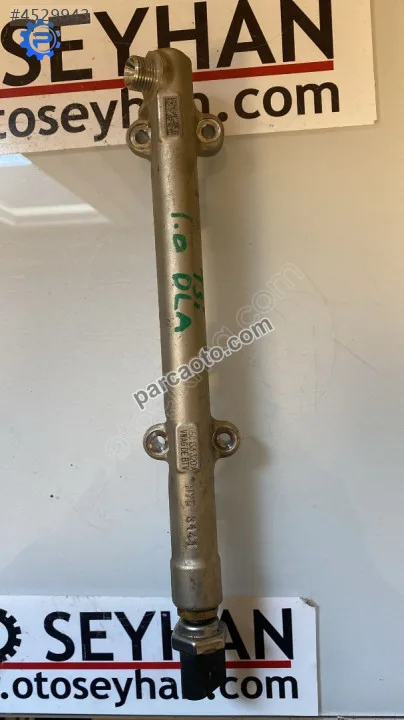 05C133320A 04C906054C Vw Golf 8 1.0 tsi DLA enjektör kütüğü