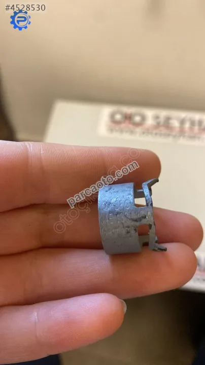 04E133036 Seat Leon 1.4 tsi enjektör segmanı