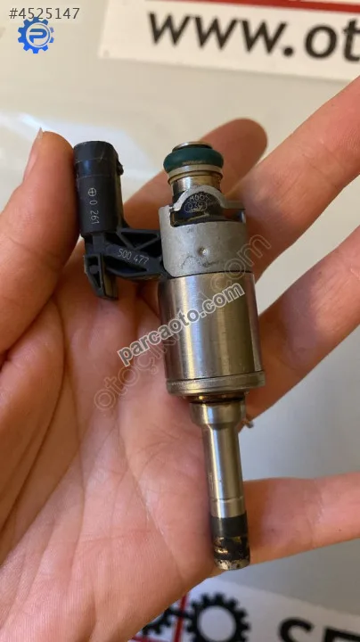 04E906036AF Volkswagen Polo 1.2 1.4 benzin CJZ CZC enjektörü ..