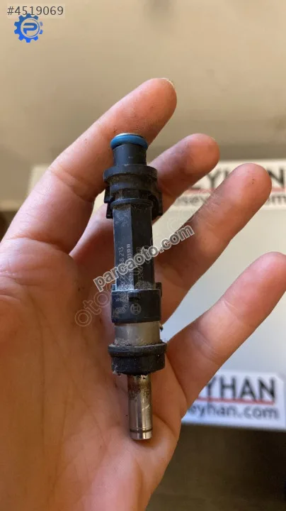 23209-47010 Toyota corolla 2015 1.33 benzin enjektörü