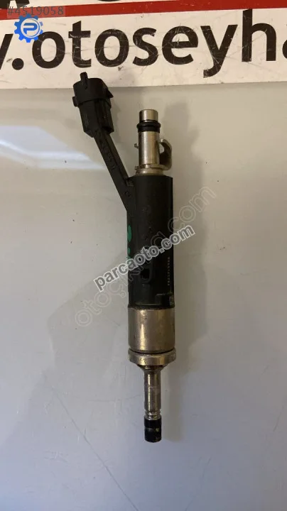 9822715900 opel corsa f peugeot 2008 1.2 benzin enjektörü