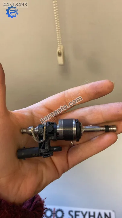 0261500443 05C036 golf 8 1.0 DLA motor benzin enjektörü