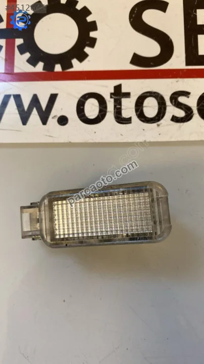 3B0947415B Seat Toledo 2013 bagaj lambası