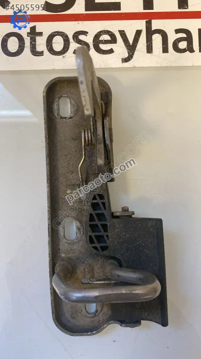 1K0823480 Volkswagen Tiguan 2012 kaput kilit karşılığı 1K0823480 Volkswagen Tiguan 2012 kaput kilit karşılığı