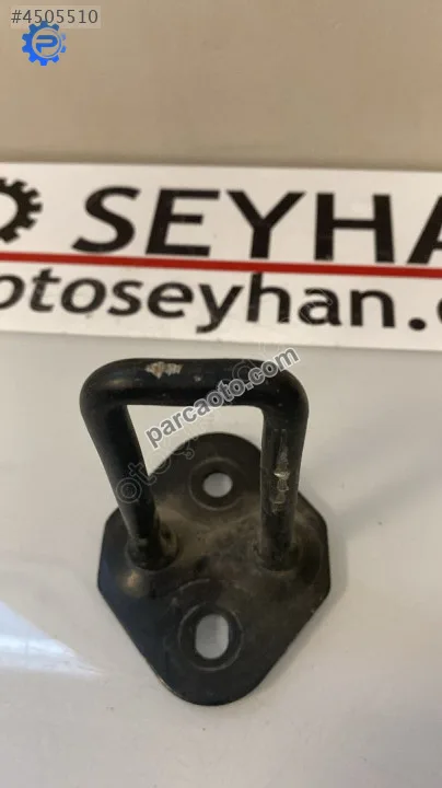 Toyota Yaris 2012 arka koltuk kilit karşılığı