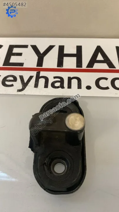 2G6827517A Volkswagen T-cross 2022 bagaj kilit karşılığı