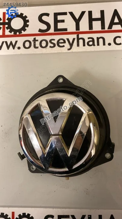 3G5827469 passat b8 bagaj açma kolu ve amblemi