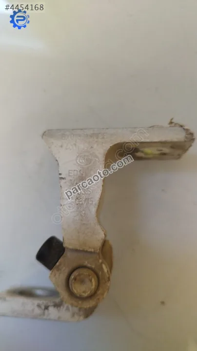 8X0831403E Volkswagen Passat B8 arka sol kapı üst menteşesi