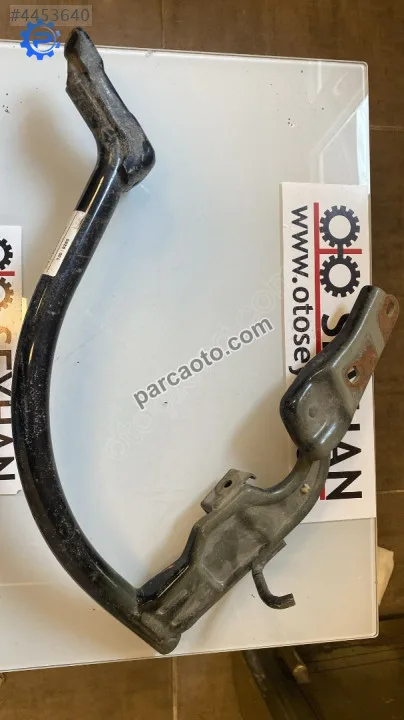 3G5827302A Volkswagen Passat B8 sağ bagaj menteşesi