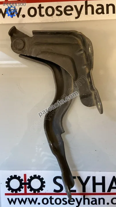 hyundai i30 2015 sağ motor kaput menteşesi