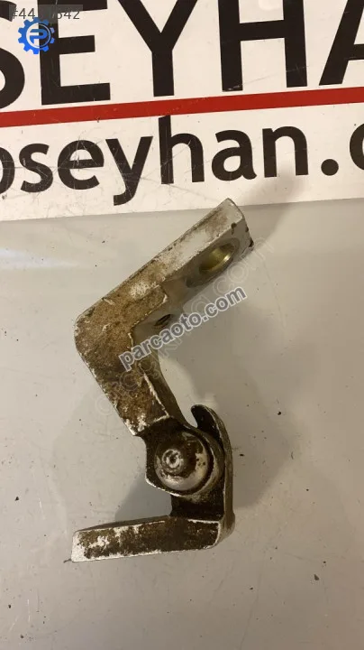3B4833401E Volkswagen Passat B5 1999 sol arka kapı üst menteşesi