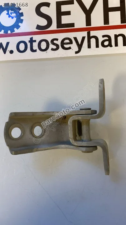 68710-0D091 Toyota Yaris Corolla 2015 sağ ön kapı üst menteşesi