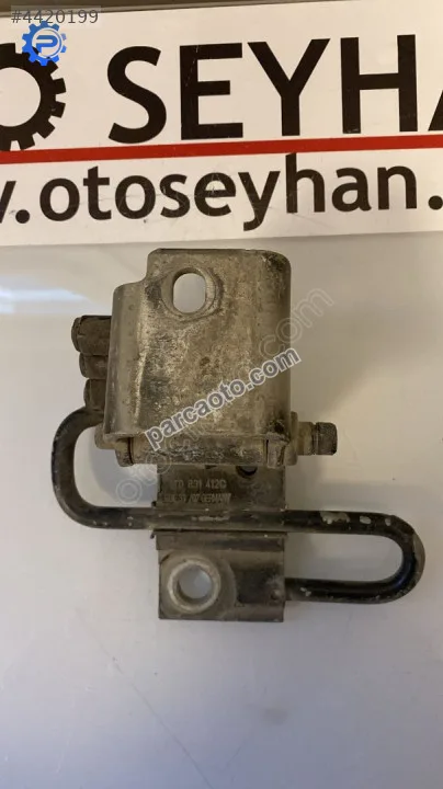 1T0831412C Volkswagen Caddy 2004 - 2018 sağ ön kapı alt menteşesi