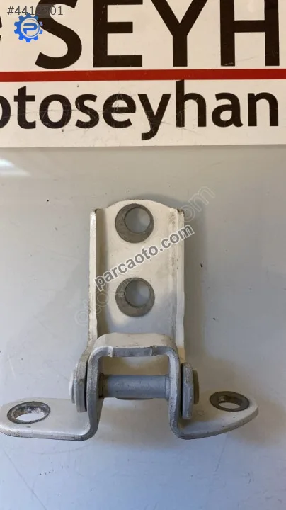 687700D030 Toyota Corolla 2018 sağ arka kapı alt menteşesi